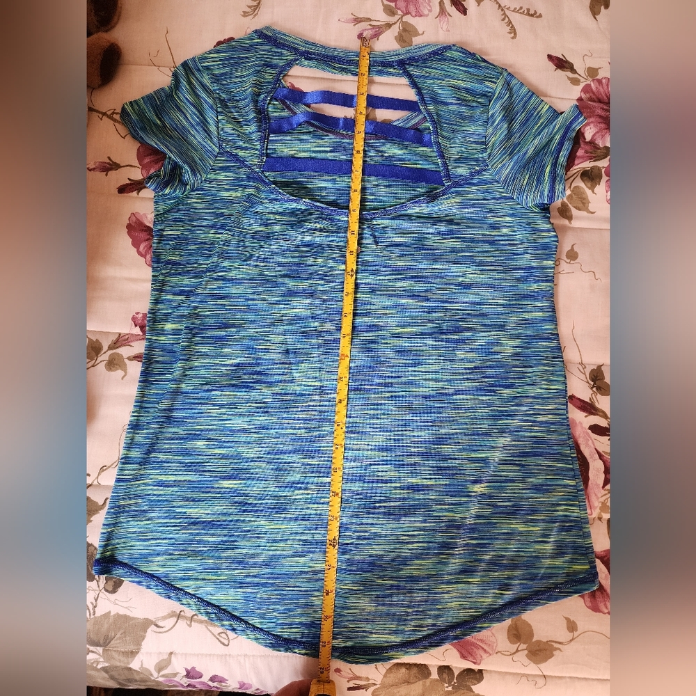 Xersion Women's Top Size Medium NWOT - Picture 12 of 13